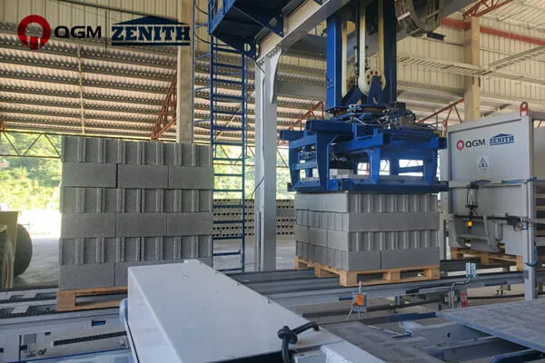 QGM UUSI ZN900C automaattinen betonilohkojen valmistuskone Hondurasissa