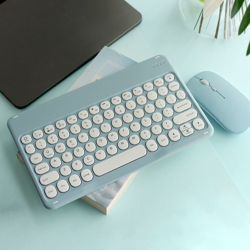 Lightweight Wireless Keyboard And Mouse Set