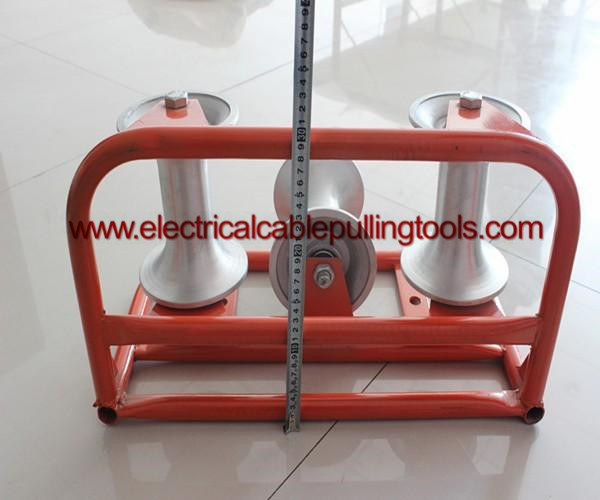 1T Rated Load Electrical Cable Pulling Tools Tri - Roller Corner Cable Roller Assembly 2