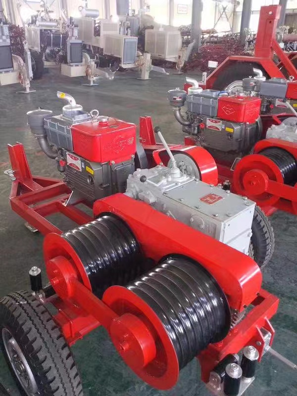 Double Drum 50KN Motorized Winches Of Transmission Line Construction Equipment 1